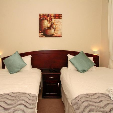 Addis Bed And Breakfast เดอร์บัน ภายนอก รูปภาพ