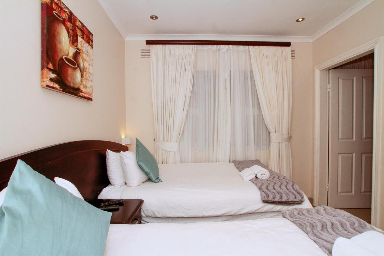 Addis Bed And Breakfast เดอร์บัน ภายนอก รูปภาพ